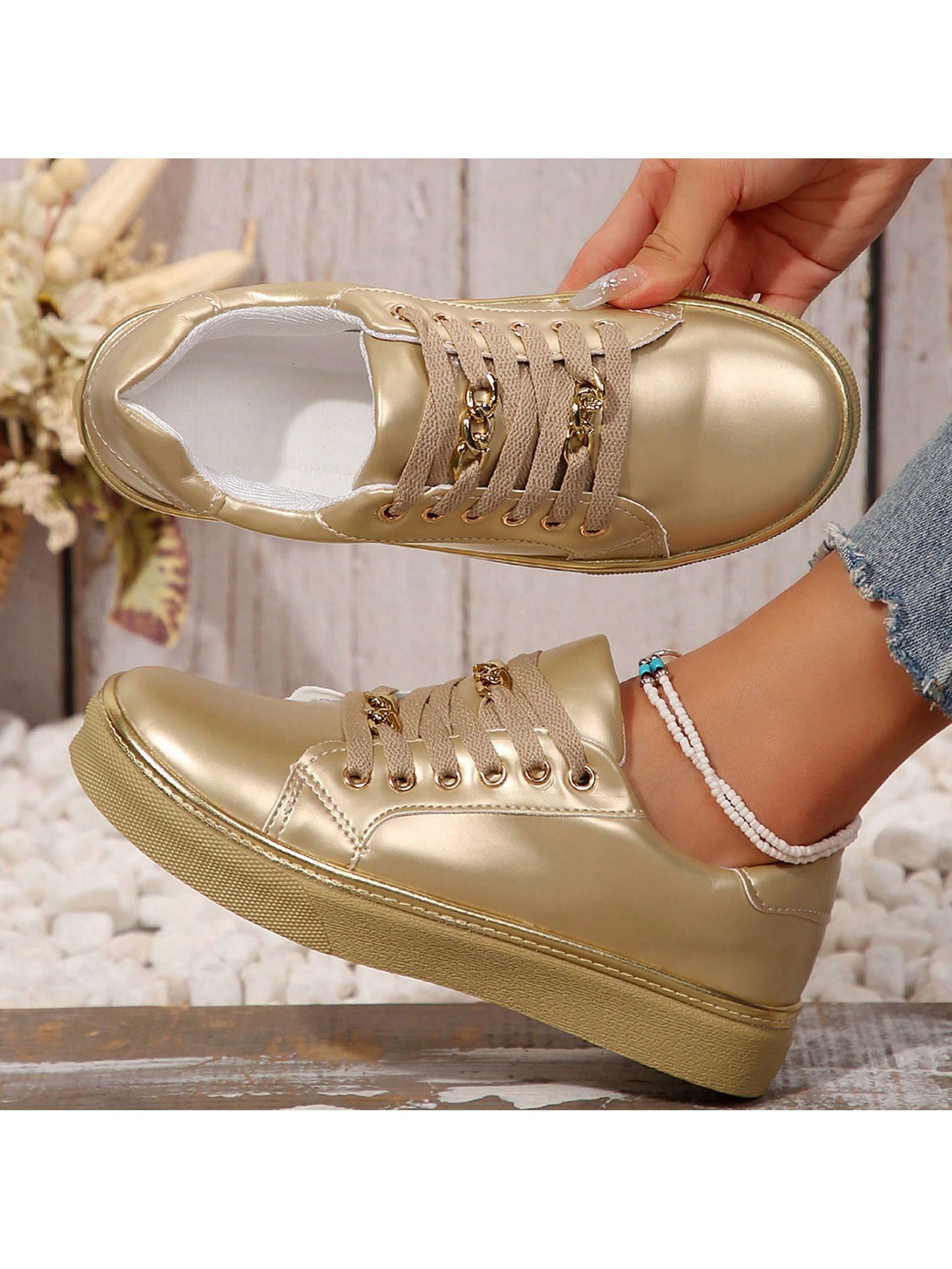 Chic Women's Low Top Canvas Sneakers - Comfortable Everyday Style